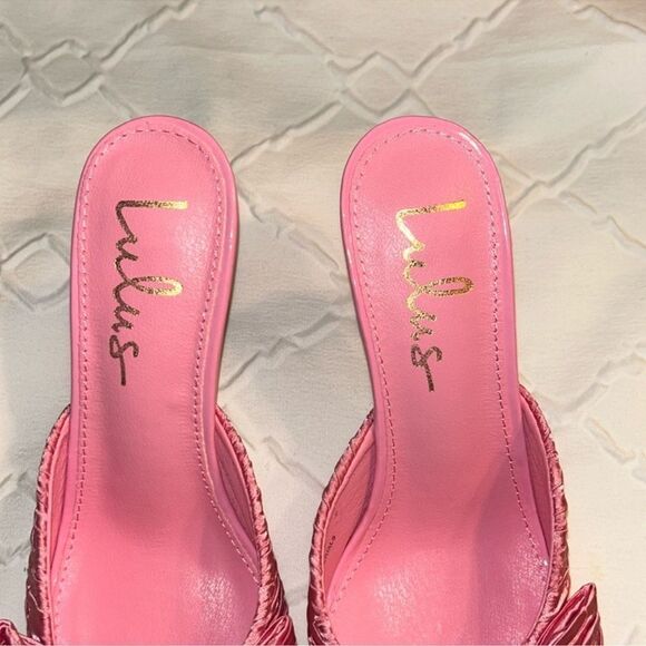 Lulus Rose Pink Satin Textured Bow High Heel
Mules(Size 6) - Picture 6 of 8